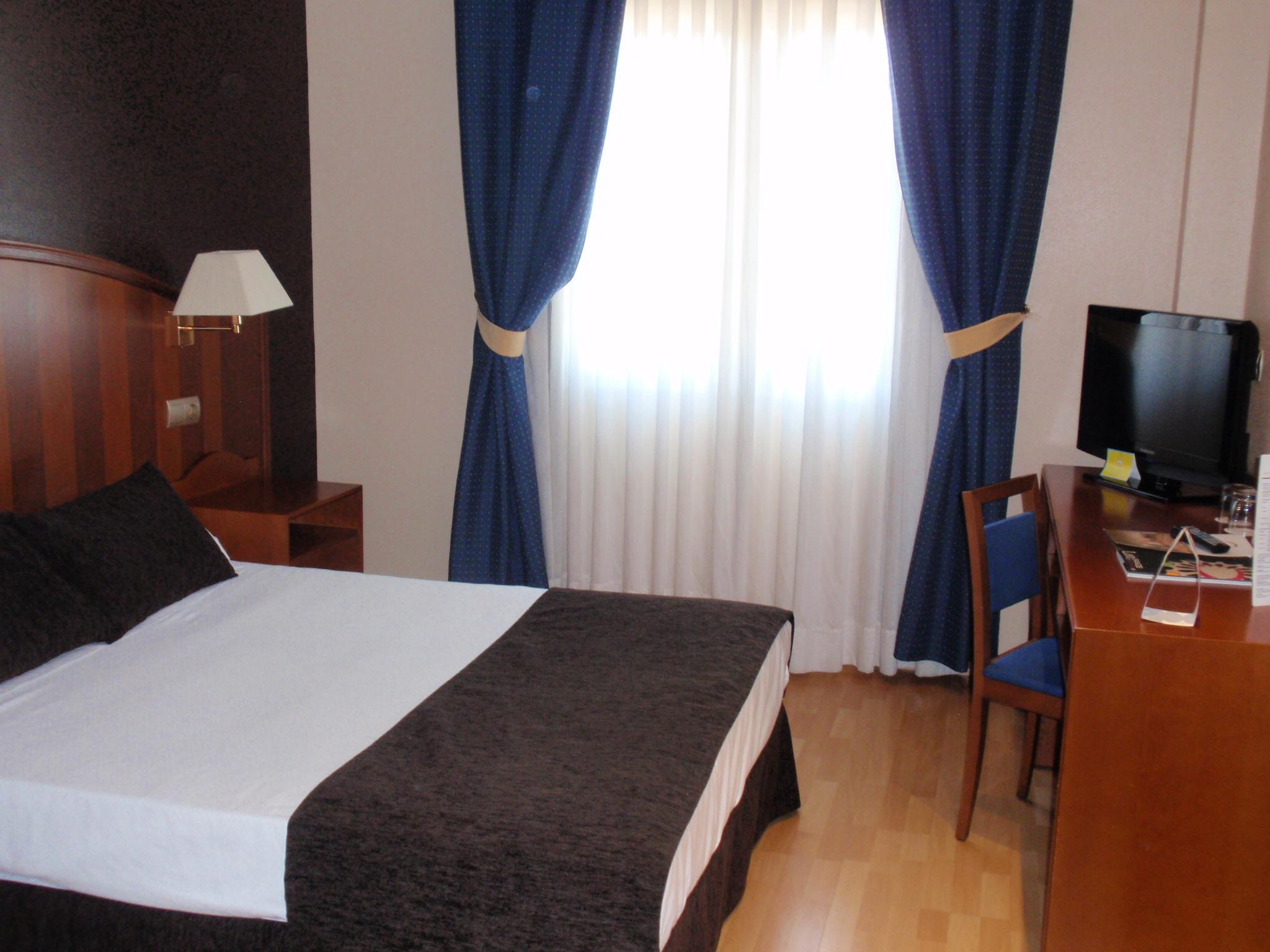 Ponferrada Plaza Hotel Luaran gambar