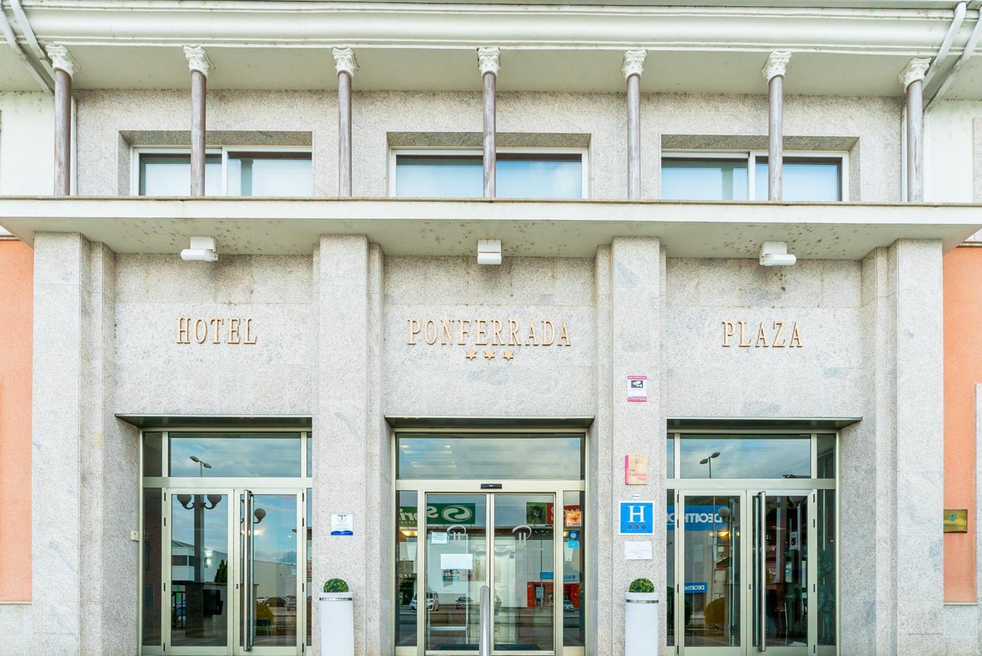 Ponferrada Plaza Hotel Luaran gambar