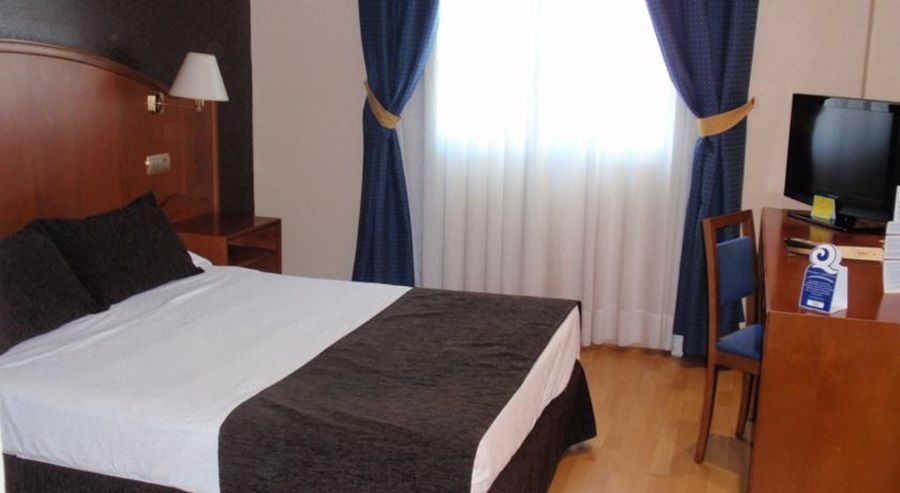 Ponferrada Plaza Hotel Luaran gambar